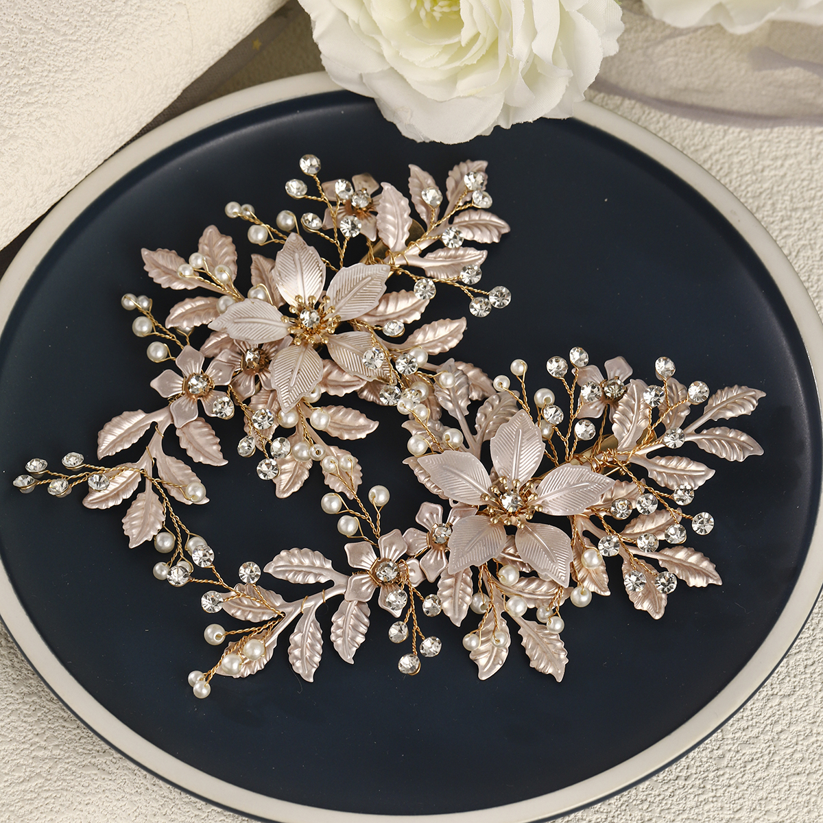 2/ 4PC Luxury Flower Claw Hair – Wedding Supply List Bewertung und Preis