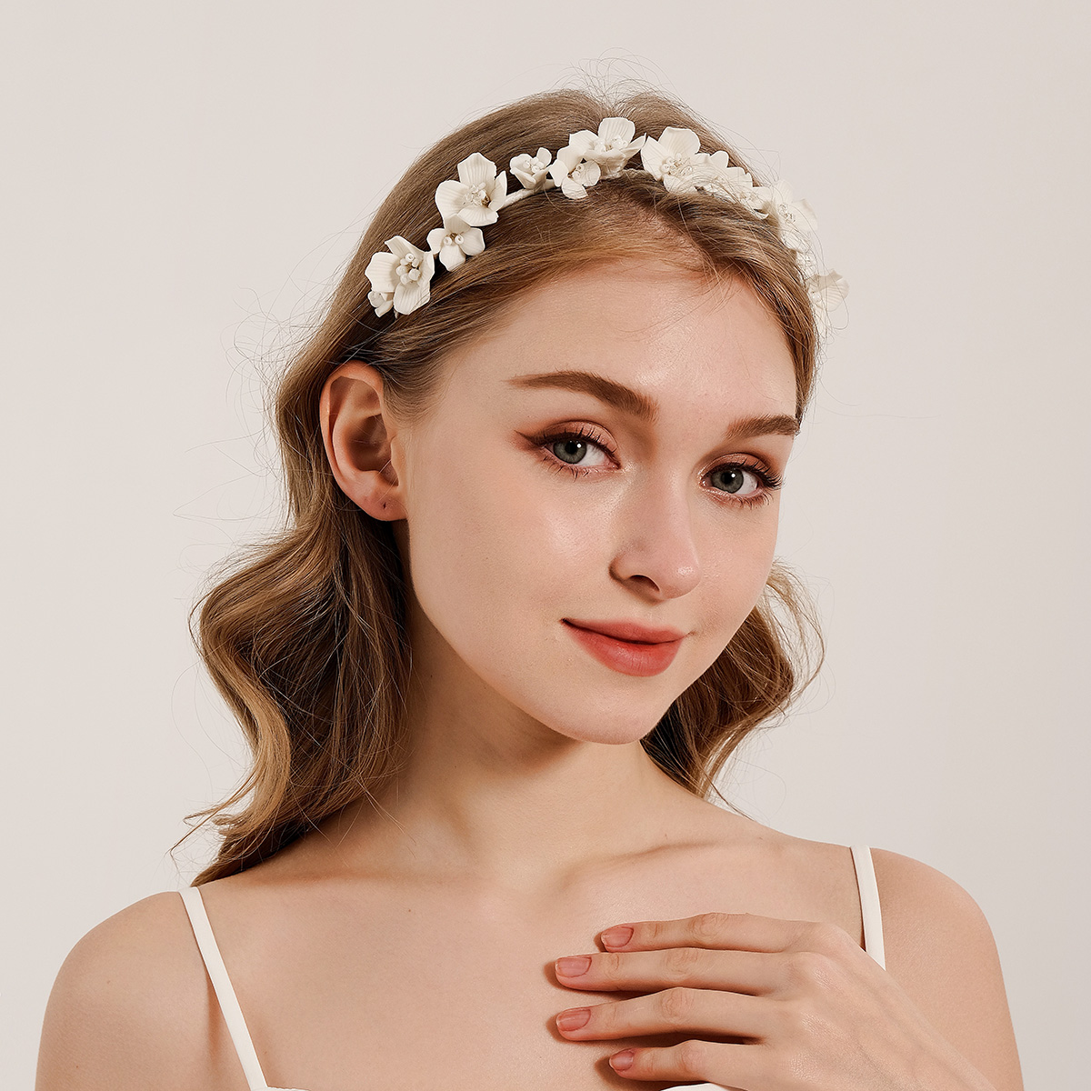 Efily Bride White Flower Hair  – Wedding Supply List Bewertung und Preis