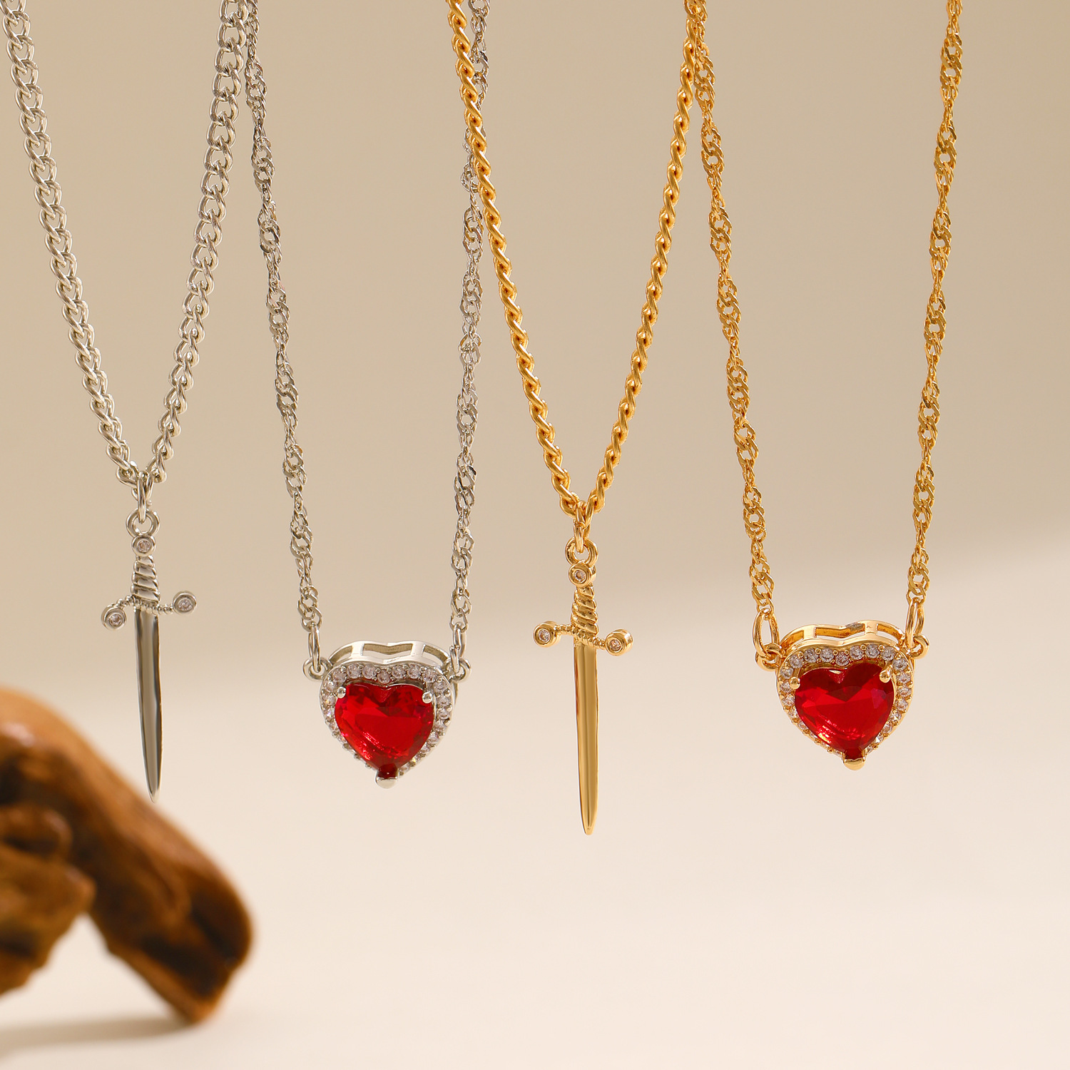 Gothic Heart and Sword Couple  – Wedding Qw Bewertung und Preis